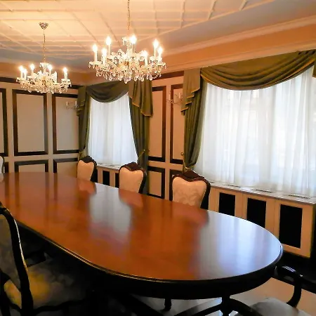 Nagyret Panzio Erlau